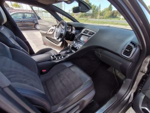 ds-5-hasznaltauto-2-elado