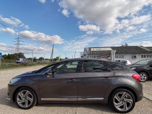 ds-5-hasznaltauto-8-elado