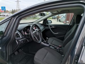 OPEL-ASTRA-J-1.7-CDTI-Enjoy-szemelyauto-2013-8-elado