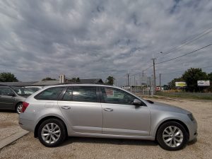 SKODA OCTAVIA Combi 2.0 CR TDI Style DSG