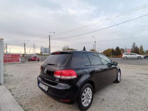 VOLKSWAGEN GOLF VI 1.6 TDi Comfortline